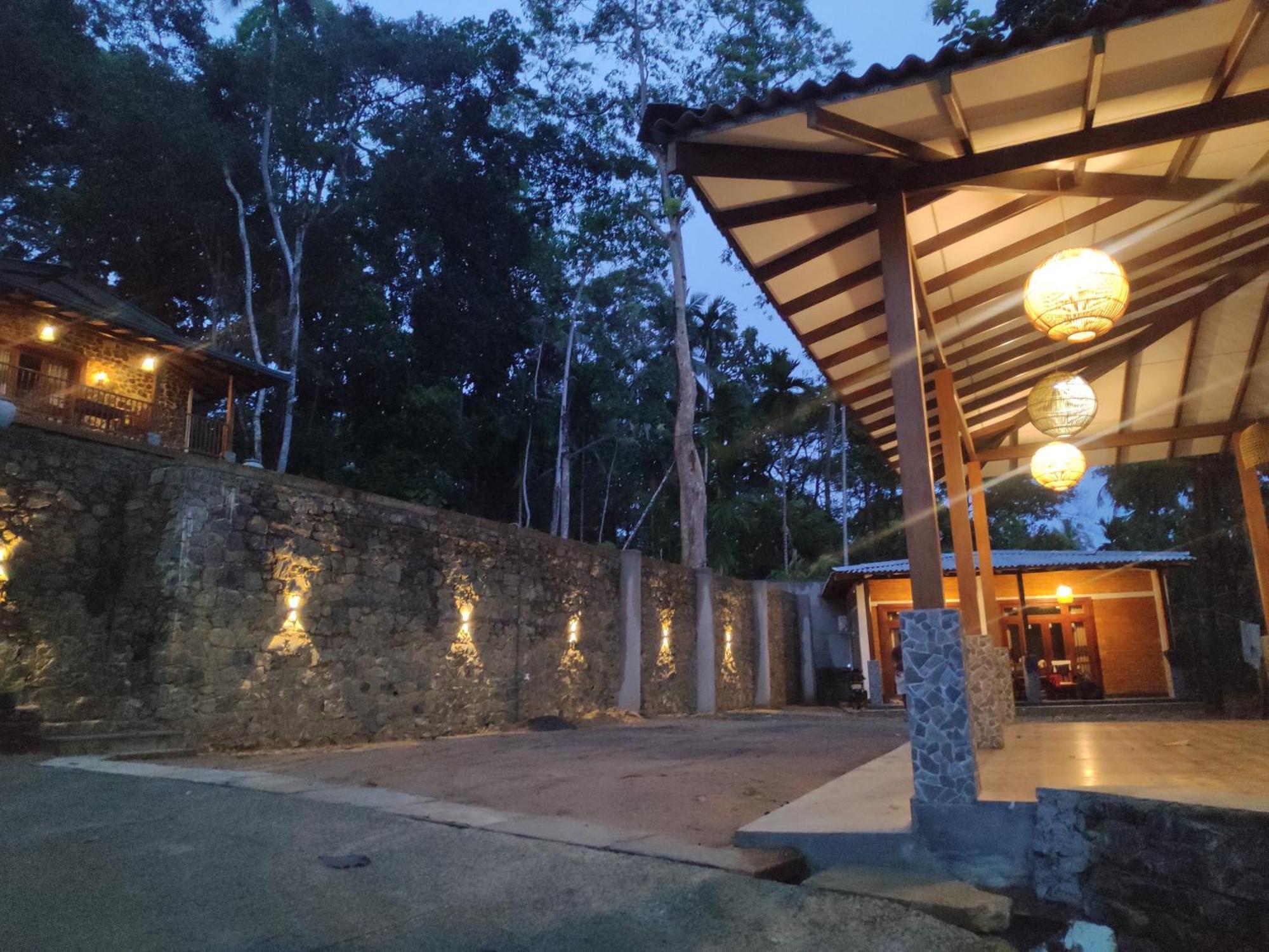 Pinnacle Pearl Hiriketiya Dikwella Bagian luar foto