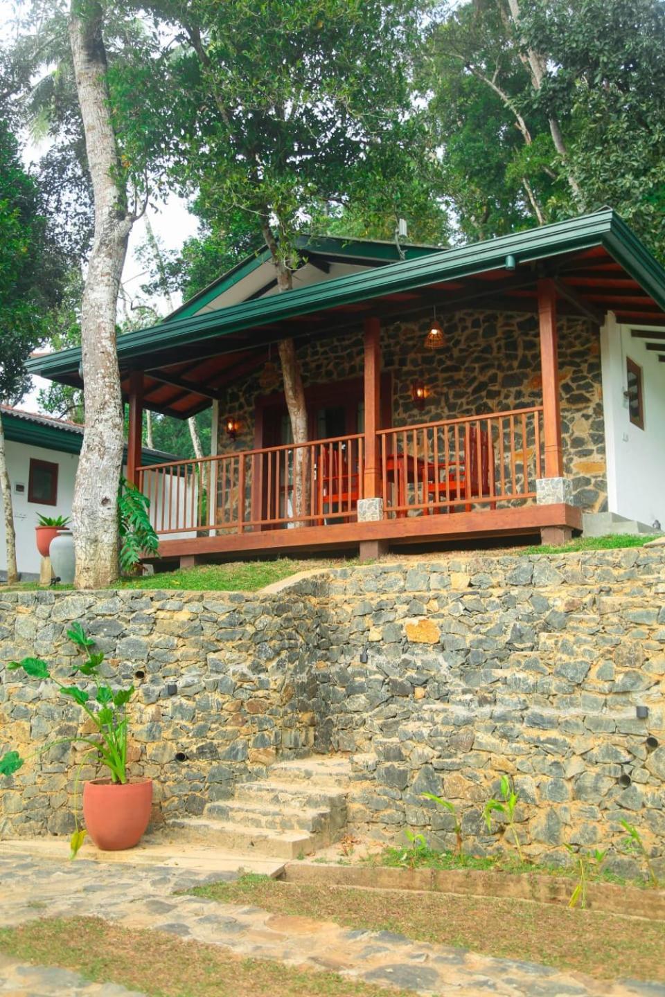 Pinnacle Pearl Hiriketiya Dikwella Bagian luar foto